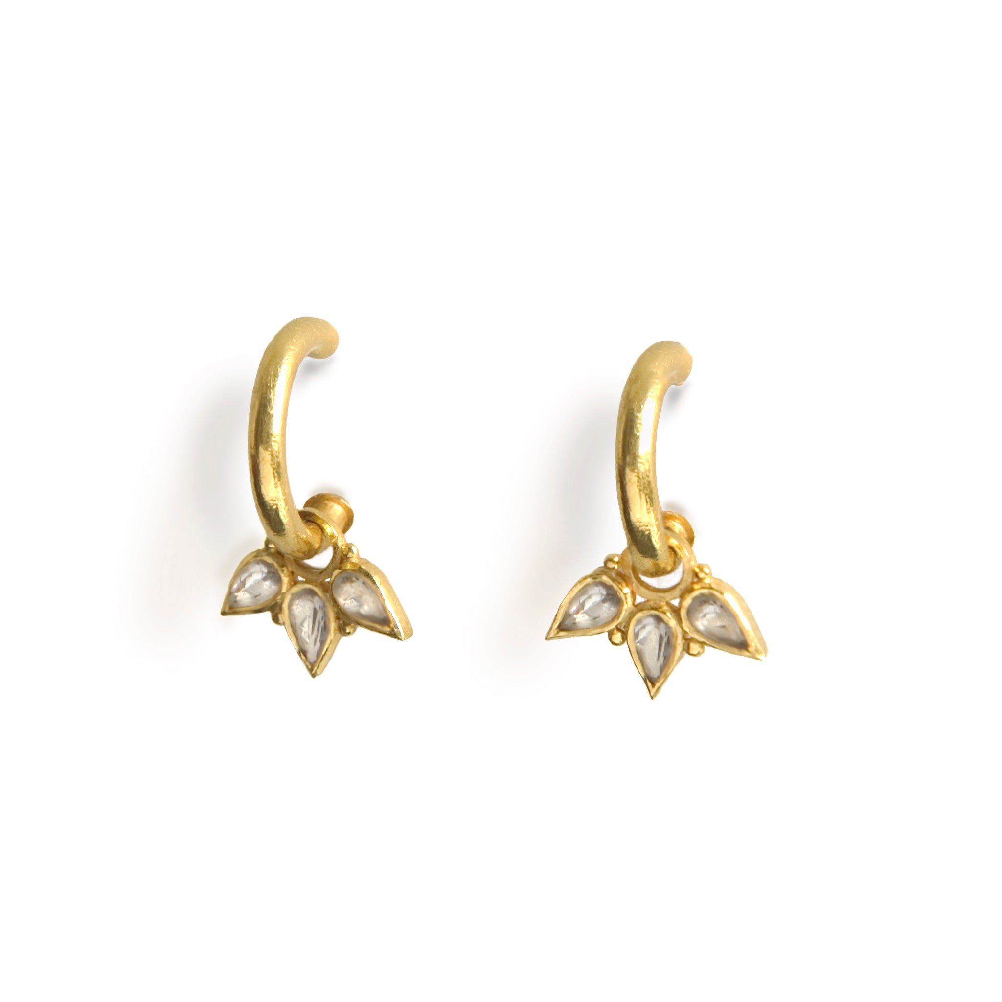 earrings for women, Anat gelbard, jewelry, designed jewelry, handcrafted jewellery, designed jewelry, gold earrings, gold earring with diamond, gold earring for women, rose gold ring, white gold earring, 18k gold earring, 22k gold earring, earring with diamond, gemstone earrings, pearl earring, gemstone jewelry, gem jewels, 